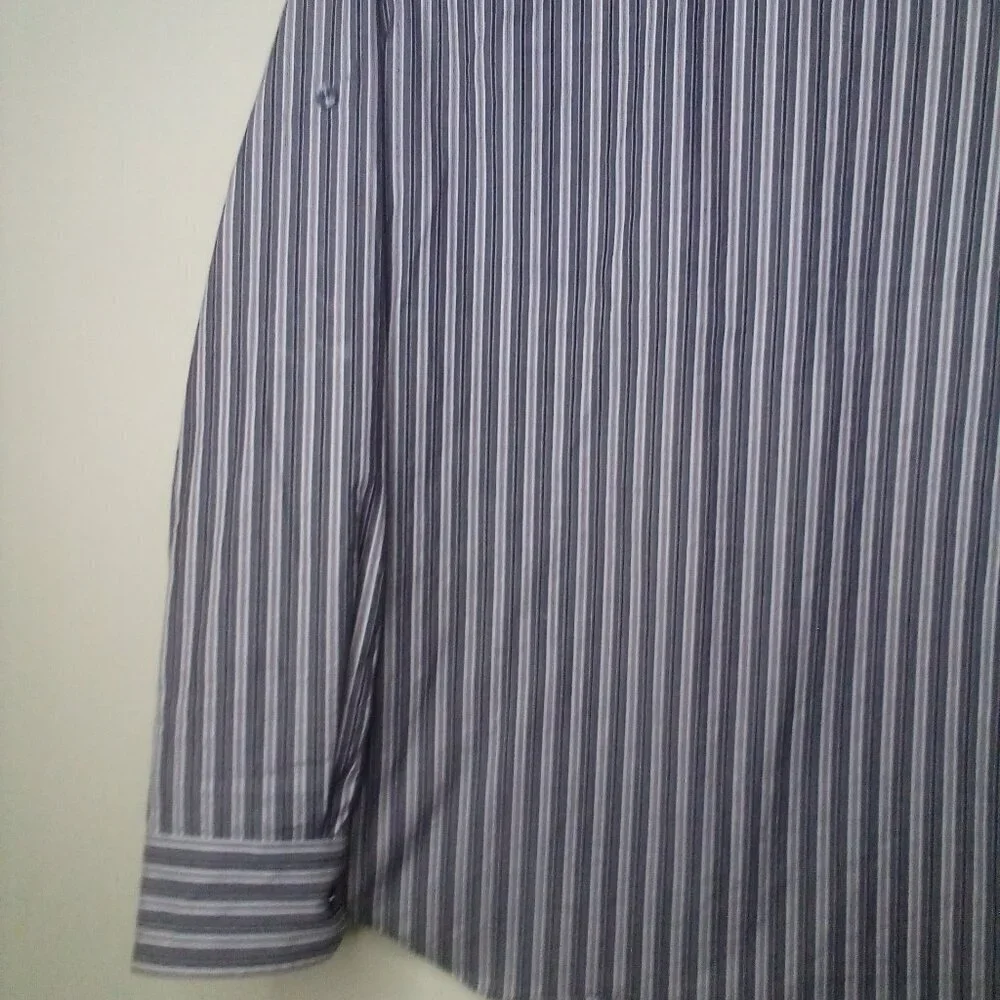 Banana Republic Shirt Men S 14 14 1/2 Slim Fit Button Up Pockets Stripe Gray Red